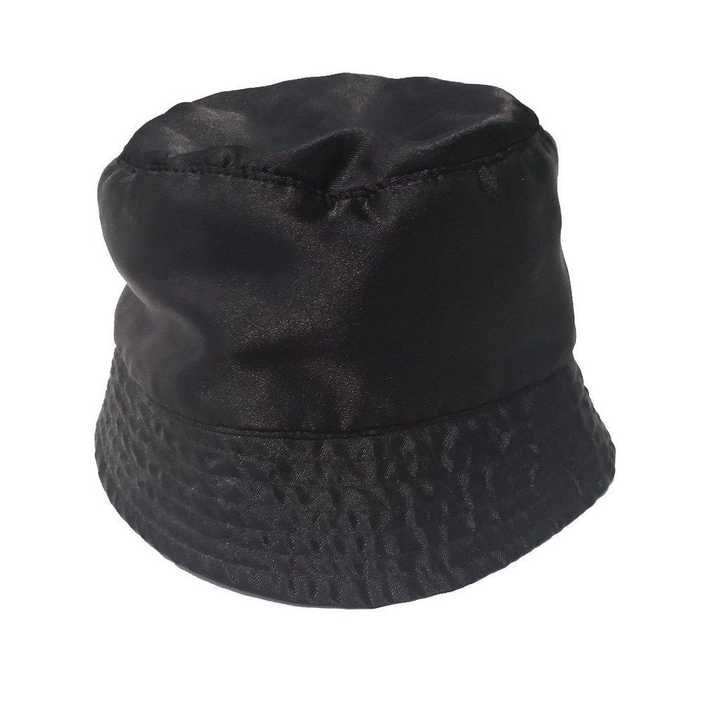 Women's Vintage 90s Black Bucket Hat